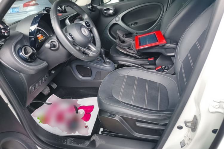 Used smart forfour 2018 0.9T 66 kW Pioneer Edition Left Front Seat