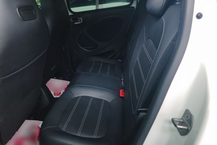 Used smart forfour 2018 0.9T 66 kW Pioneer Edition Left Rear Seat