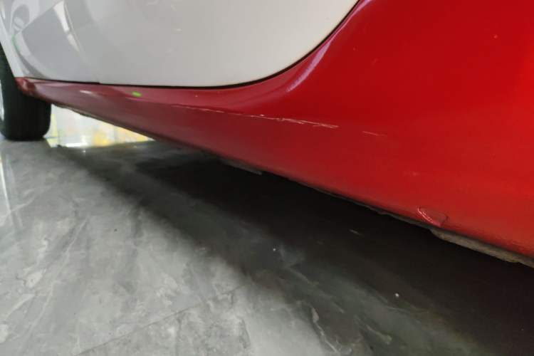 Used smart forfour 2018 0.9T 66 kW Pioneer Edition Left Side Sill