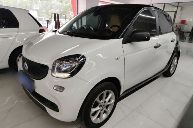 Used smart forfour 2018 1.0L 52 kW Dynamic Edition