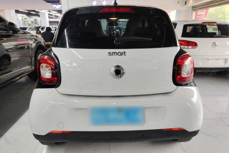 Used smart forfour 2018 1.0L 52 kW Dynamic Edition Rear