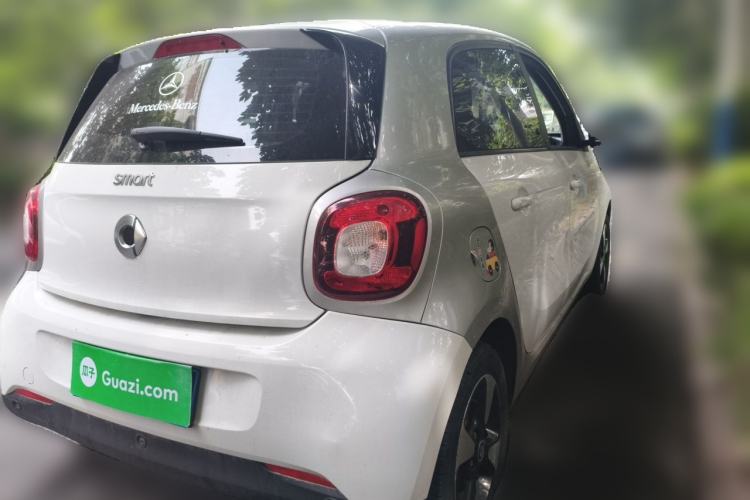 Used smart forfour 2018 1.0L 52kW Passion Edition Rear Right 45 Deg