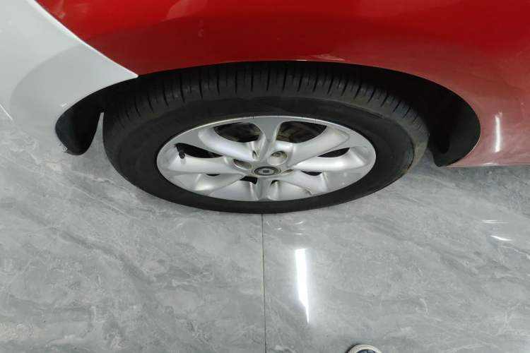 Used smart forfour 2018 0.9T 66 kW Pioneer Edition Right Rear Wheel Hub