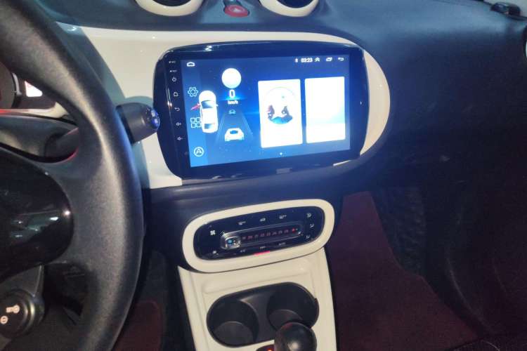 Used smart forfour 2018 1.0L 52 kW Dynamic Edition Audio And AC Panel