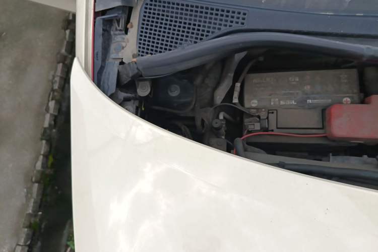 Used smart forfour 2018 0.9T 66 kW Pioneer Edition Engine Bay Right