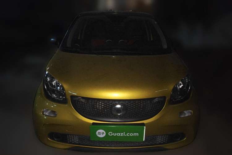 Used smart forfour 2018 1.0L 52 kW Dynamic Edition Front