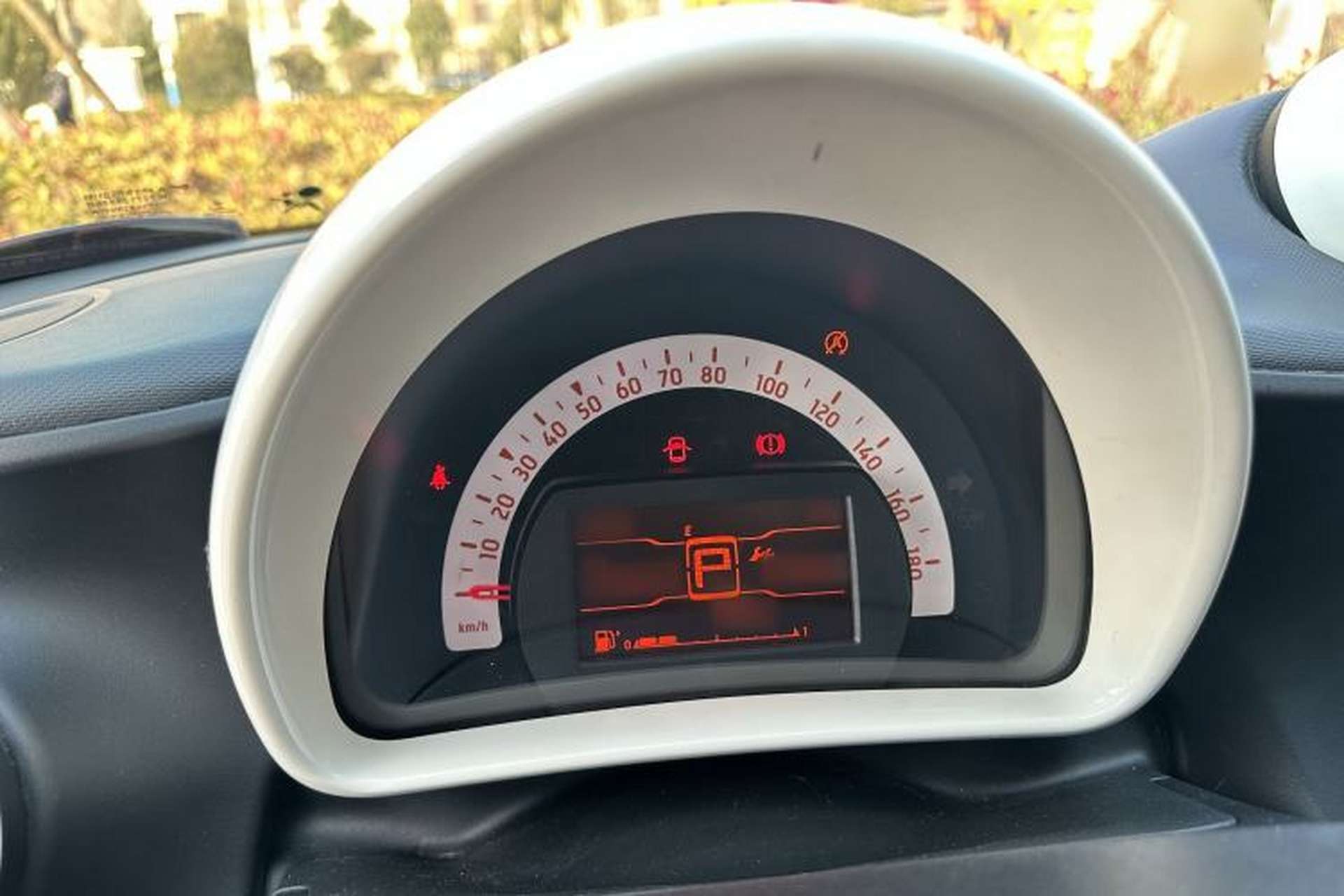 Used smart forfour 2018 1.0L 52 kW Dynamic Edition Instrument Cluster