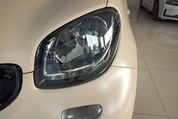 Used smart forfour 2018 0.9T 66 kW Pioneer Edition Left Front Headlight
