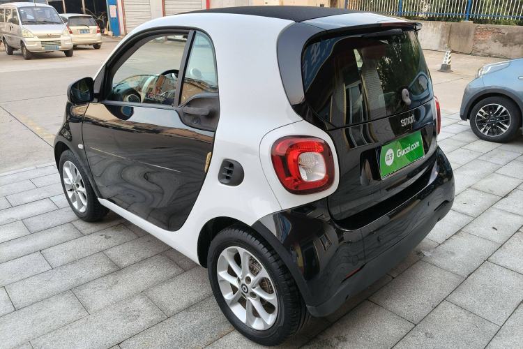 Used smart fortwo 2018 1.0L 52kW Hardtop Dynamic Version China V Exterior 4