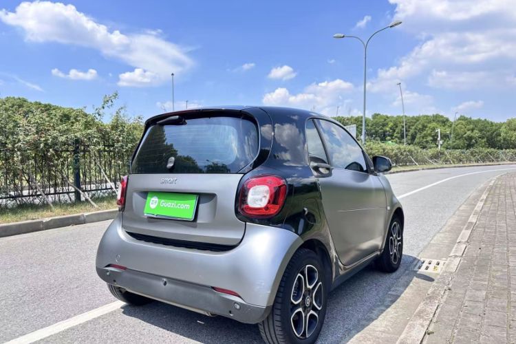 Used smart fortwo 2019 0.9T 66kW Hardtop Pioneer Edition China VI Exterior 8