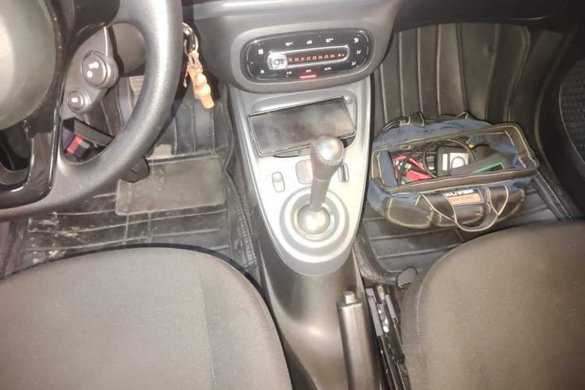 Used smart fortwo 2018 1.0L 52kW Hardtop Dynamic Version China V Gear Lever