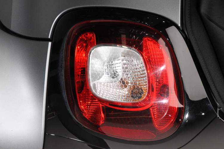 Used smart fortwo 2018 1.0L 52kW Convertible Passion Edition China V Standard Exterior 4