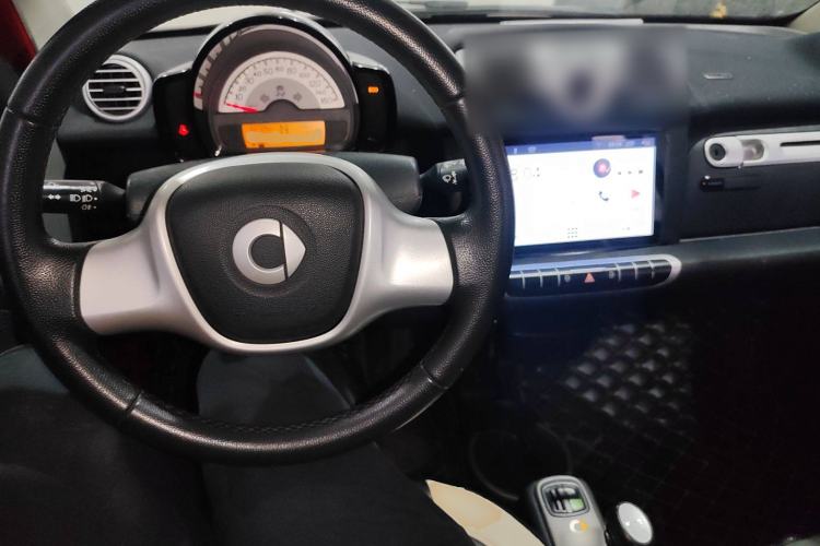 Used smart fortwo 2012 1.0 MHD Hardtop Passion Edition Center Console