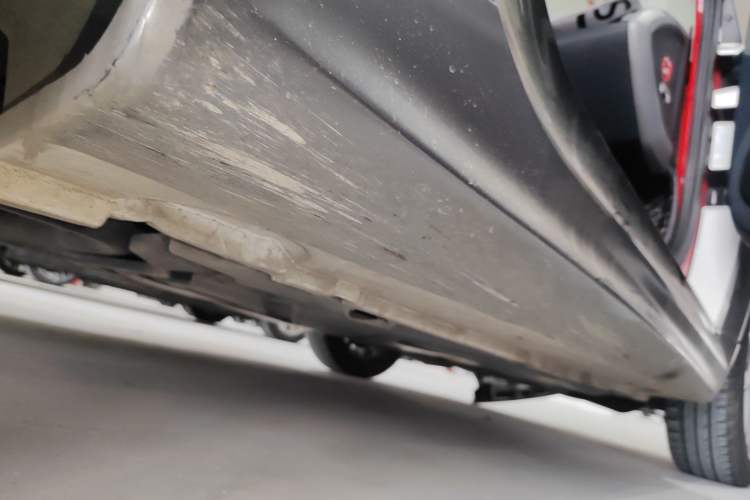 Used smart fortwo 2012 1.0 MHD Hardtop Passion Edition Right Side Sill