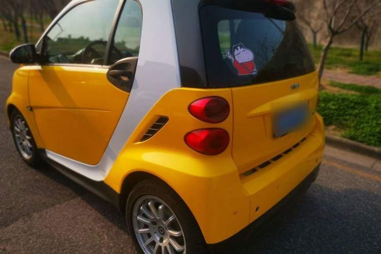 Used smart fortwo 2012 1.0 MHD Hardtop Standard Edition Exterior 3