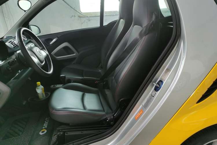 Used smart fortwo 2012 1.0 MHD Hardtop Passion Edition Left Rear Seat