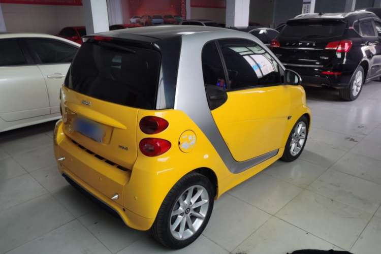 Used smart fortwo 2012 1.0 MHD Hardtop Passion Edition Rear Right 45 Deg