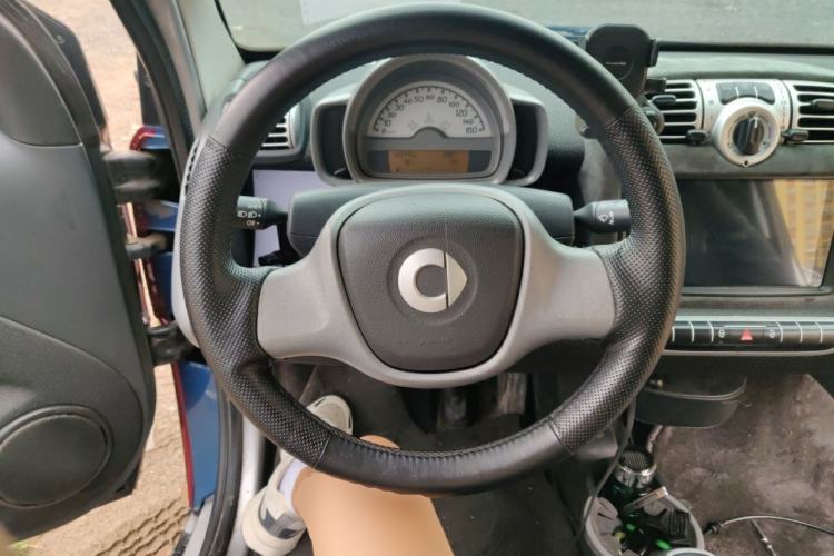 Used smart fortwo 2009 1.0 MHD Hardtop Standard Edition Steering Wheel