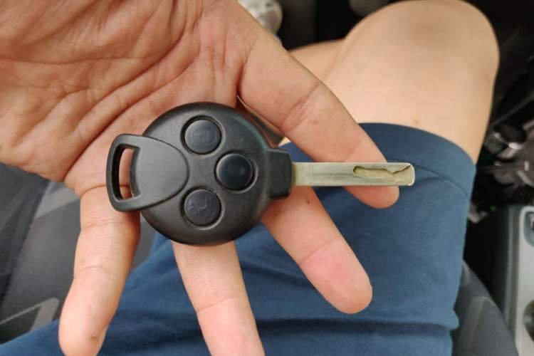 Used smart fortwo 2009 1.0 MHD Hardtop Standard Edition Vehicle Key