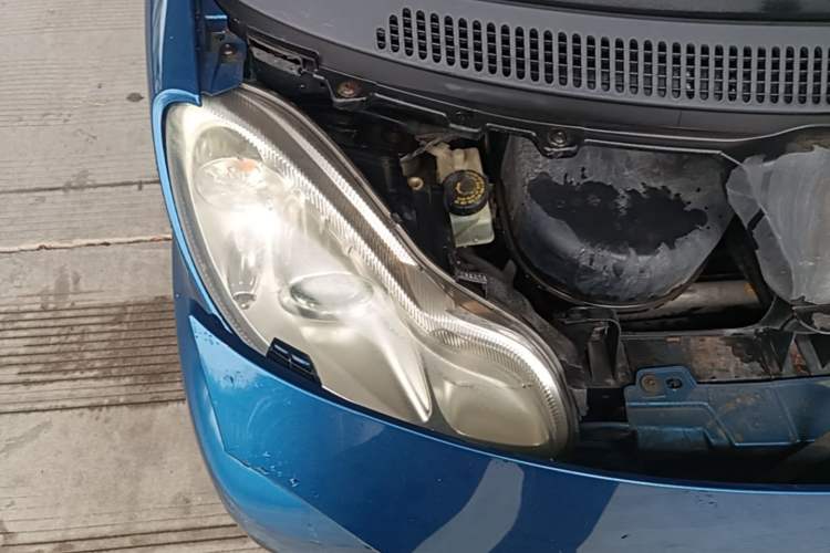 Used smart fortwo 2009 1.0 MHD Hardtop Style Edition Engine Bay Right
