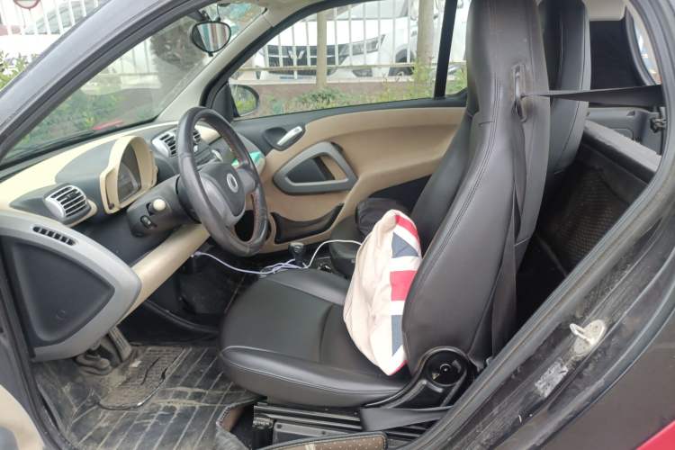 Used smart fortwo 2009 1.0 MHD Hardtop Standard Edition Left Front Seat