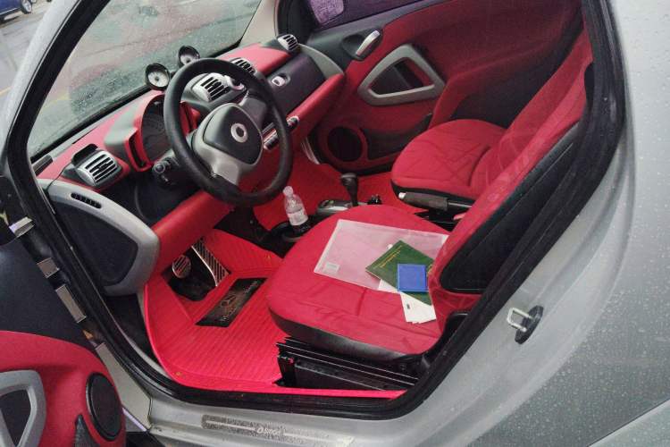 Used smart fortwo 2009 1.0 MHD Hardtop Standard Edition Left Front Seat