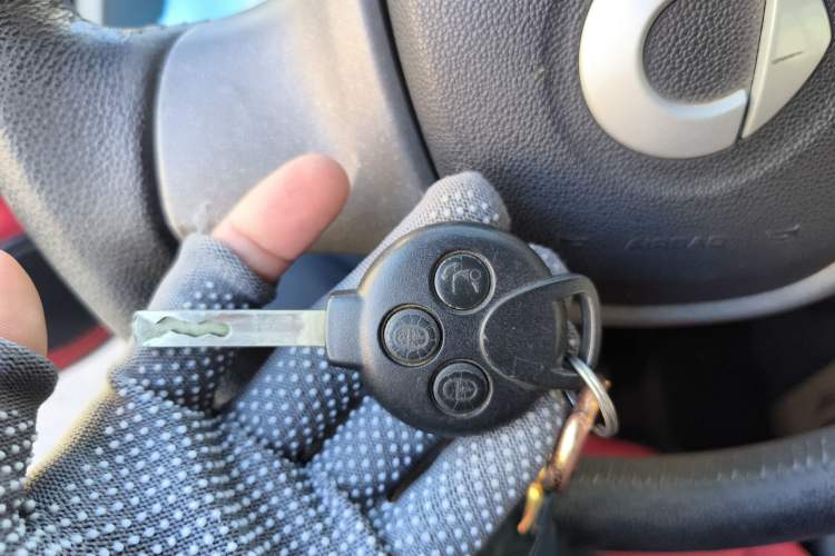Used smart fortwo 2009 1.0 MHD Hardtop Standard Edition Vehicle Key