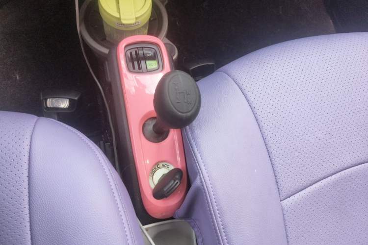 Used smart fortwo 2011 1.0 MHD Hardtop Standard Edition Gear Lever