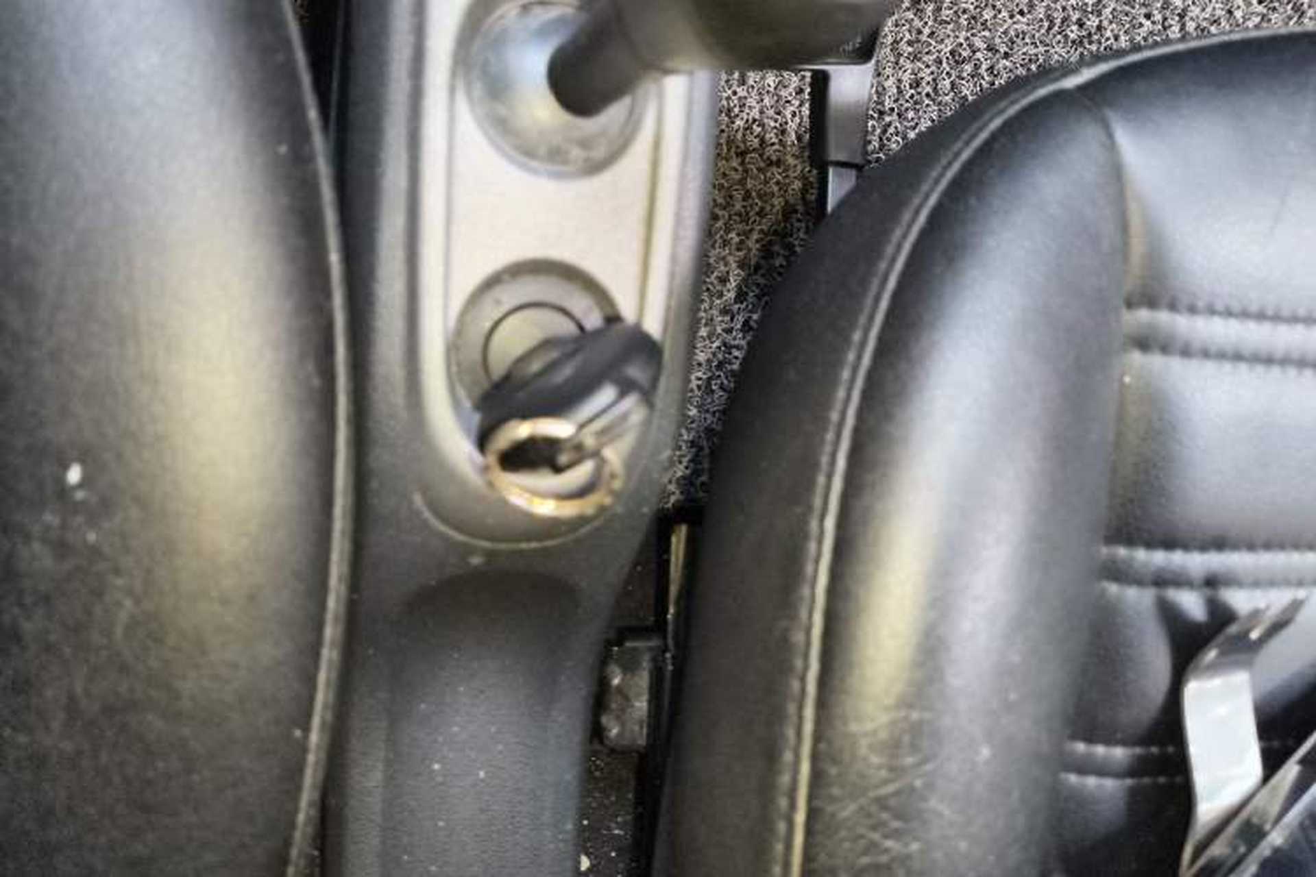Used smart fortwo 2011 1.0 MHD Hardtop Standard Edition Vehicle Key