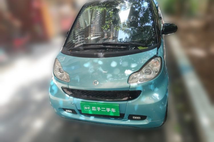 Used smart fortwo 2011 1.0T Hardtop Burning Orange Edition Front