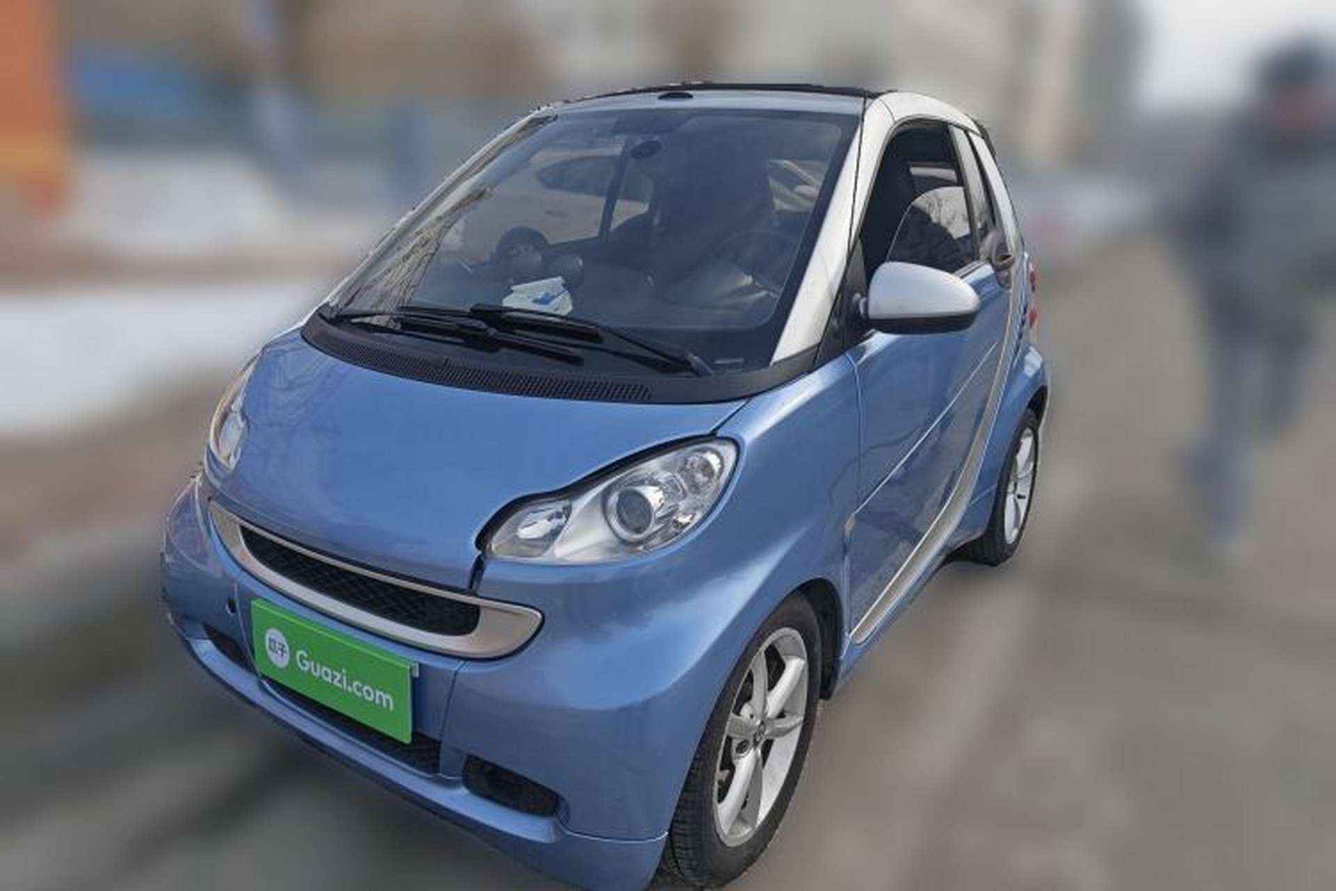 Used smart fortwo 2011 1.0 MHD Convertible Orange Edition Front Left 45 Deg