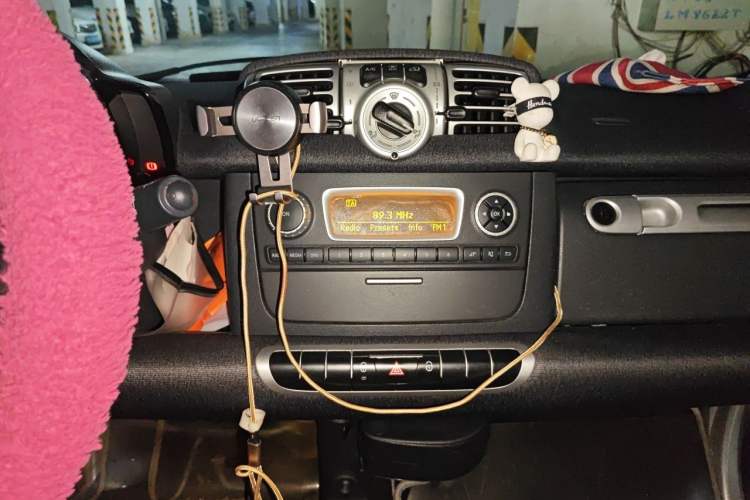 Used smart fortwo 2011 1.0 MHD Hardtop Passion Edition Audio And AC Panel