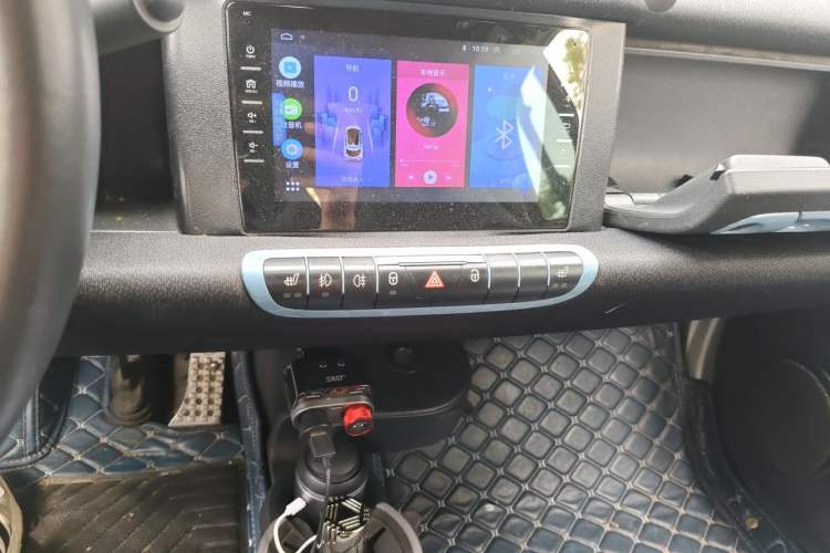 Used smart fortwo 2011 1.0T Hardtop Passion Edition Audio And AC Panel