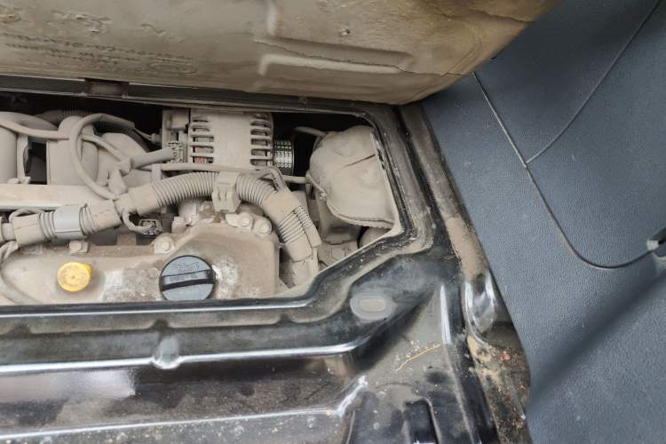 Used smart fortwo 2011 1.0 MHD Hardtop Standard Edition Engine Bay Left