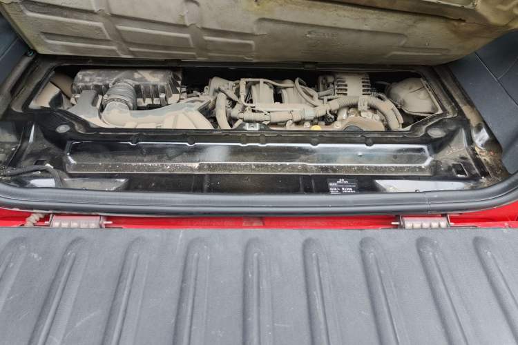 Used smart fortwo 2011 1.0 MHD Hardtop Standard Edition Engine Bay