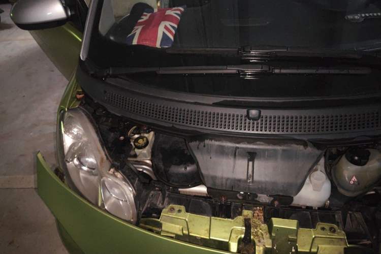 Used smart fortwo 2011 1.0 MHD Hardtop Passion Edition Engine Bay Right