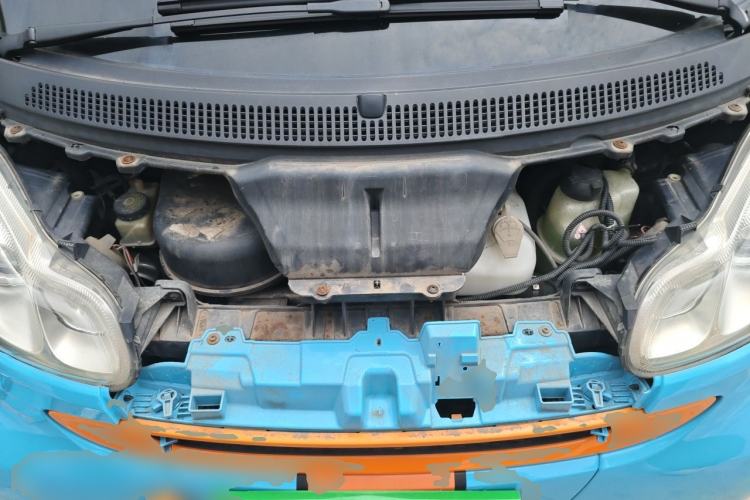 Used smart fortwo 2011 1.0T Hardtop Passion Edition Engine Bay