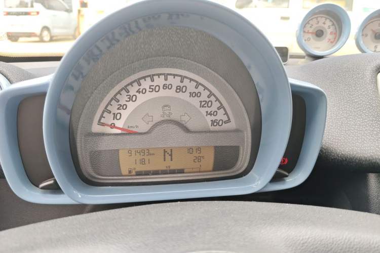 Used smart fortwo 2011 1.0T Hardtop Passion Edition Instrument Cluster