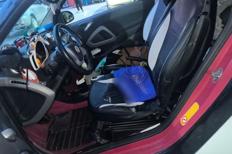 Used smart fortwo 2011 1.0 MHD Hardtop Passion Edition Left Front Seat