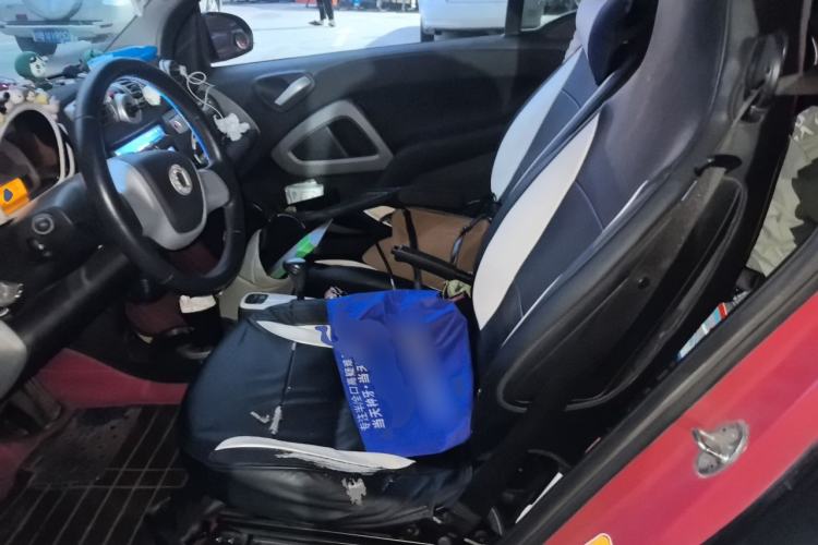 Used smart fortwo 2011 1.0 MHD Hardtop Passion Edition Left Rear Seat
