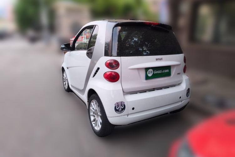 Used smart fortwo 2011 1.0 MHD Hardtop Passion Edition Rear Left 45 Deg