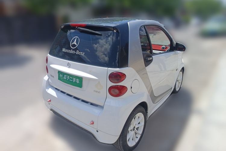Used smart fortwo 2011 1.0 MHD Hardtop Standard Edition Rear Right 45 Deg