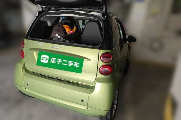 Used smart fortwo 2011 1.0 MHD Hardtop Passion Edition Rear Right 45 Deg