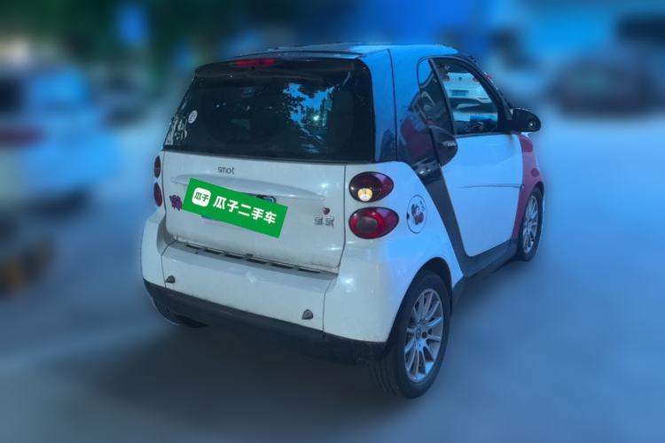Used smart fortwo 2011 1.0 MHD Hardtop Passion Edition Rear Right 45 Deg