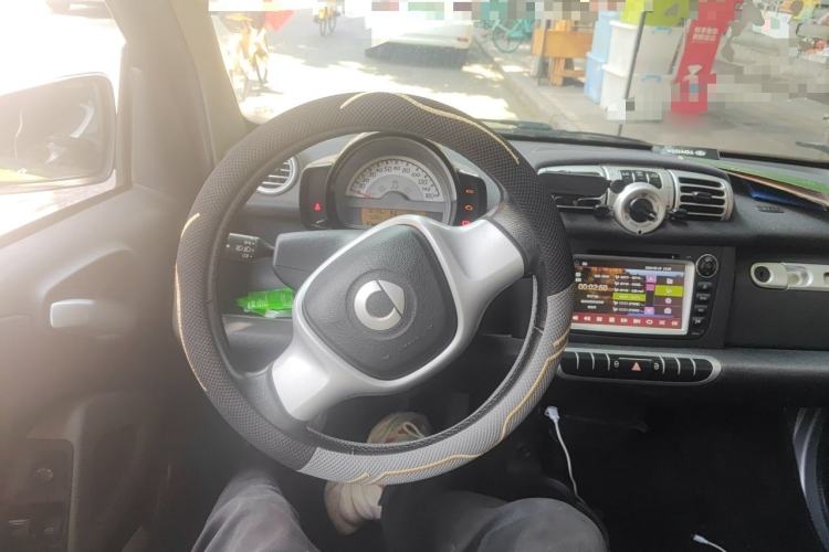 Used smart fortwo 2011 1.0 MHD Hardtop Passion Edition Steering Wheel