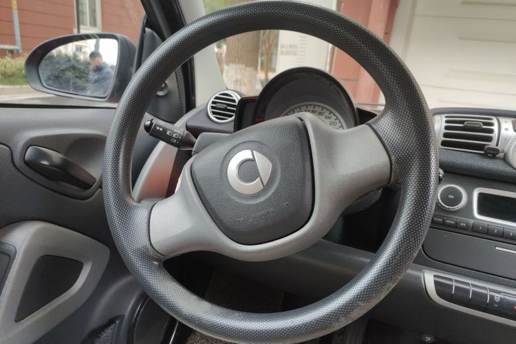 Used smart fortwo 2011 1.0 MHD Hardtop Standard Edition Steering Wheel