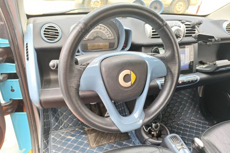 Used smart fortwo 2011 1.0T Hardtop Passion Edition Steering Wheel
