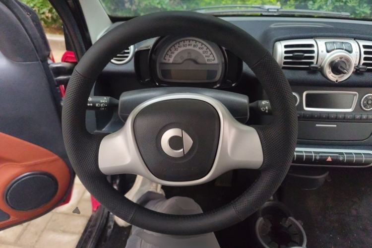 Used smart fortwo  Steering Wheel