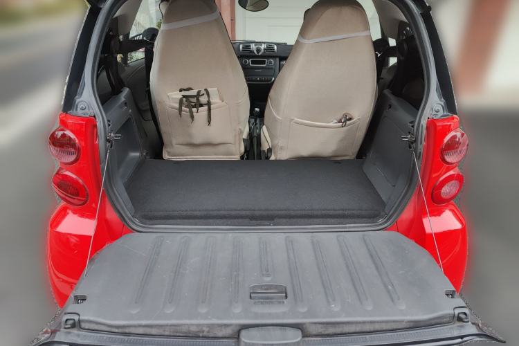 Used smart fortwo 2011 1.0 MHD Hardtop Standard Edition Trunk