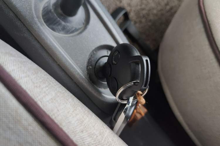 Used smart fortwo 2011 1.0 MHD Hardtop Standard Edition Vehicle Key